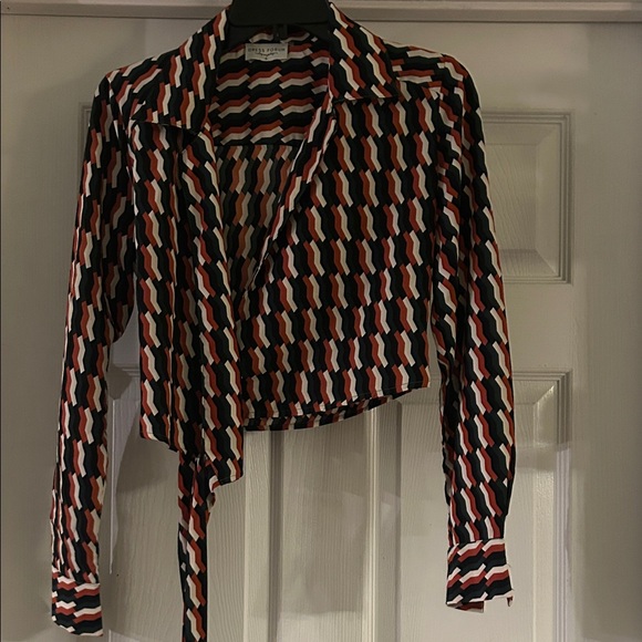 Dress Forum Tops - Dress Forum Multicolor Zigzag Button Down Shirt
